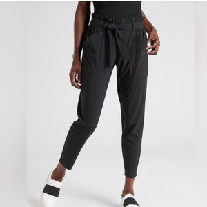 Athleta Skyline Pants II Black Pants Women's Size 12